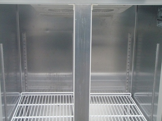 ホシザキ タテ型冷凍庫 HF-90LA (旧型番 HF-90LZ) 幅900×奥行800×高さ1910(〜1940)(mm) 業務用 縦型冷凍庫 業務用冷蔵庫・冷凍庫(冷凍冷蔵機器) 業務用冷蔵庫 HF-90B3 | 業務用の